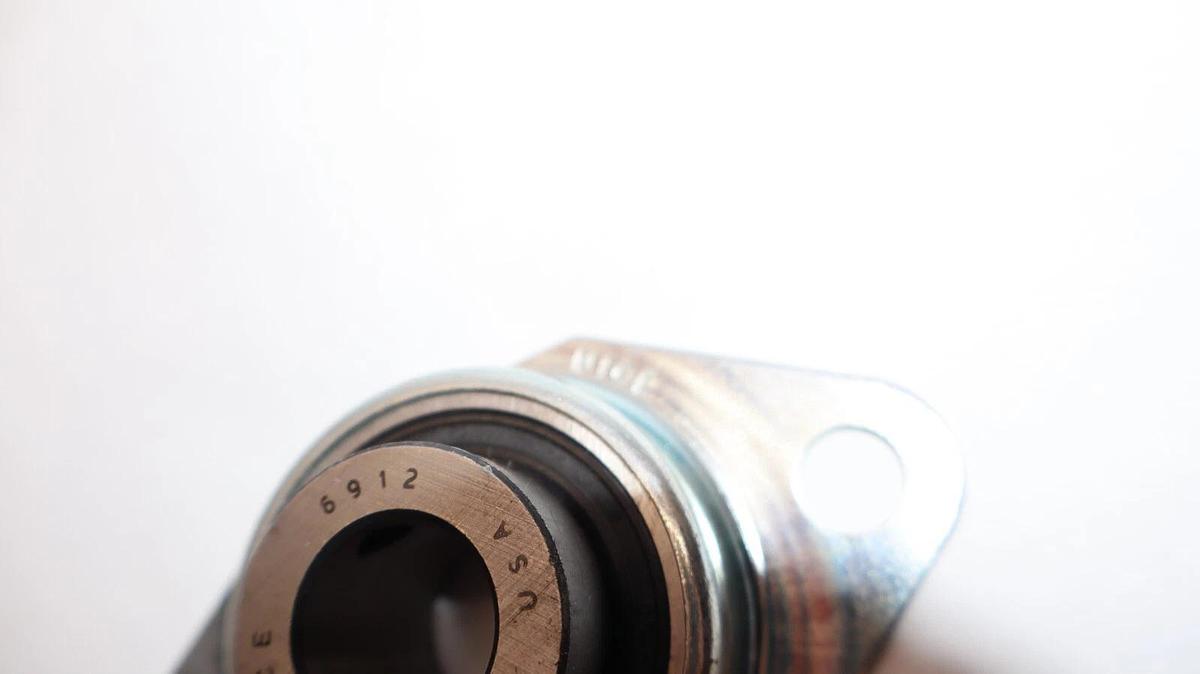 (NEW) NICE 6912 , H28 2-Bolt Flange Bearing