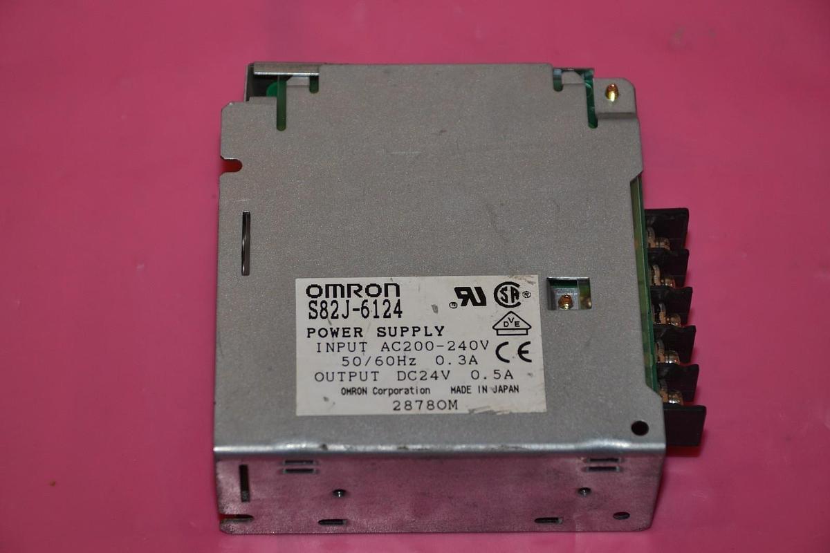Used OMRON POWER SUPPLY S82J-6124 S82J 6124 S82J6124