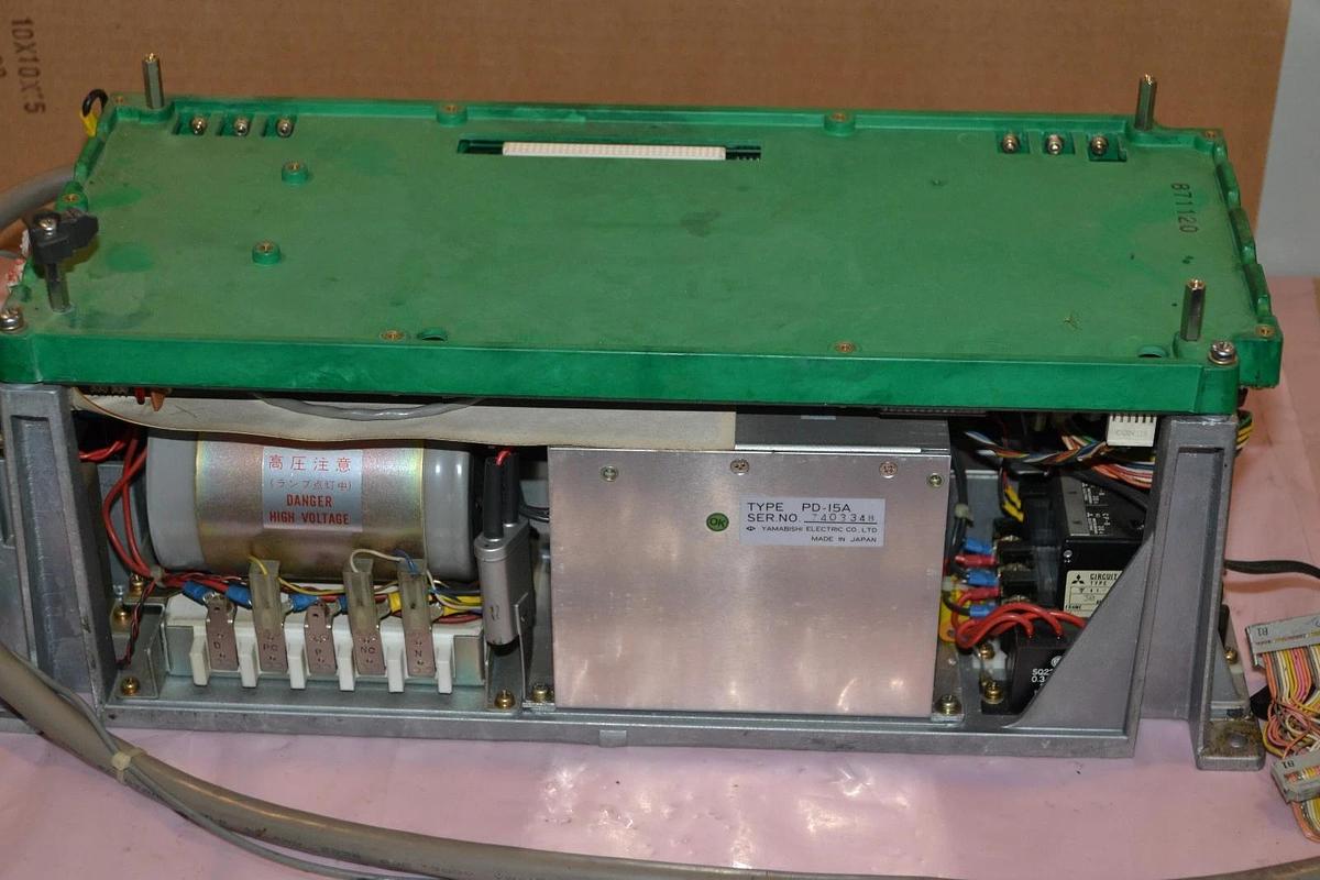 Used MITSUBISHI MELDAS E1 SU30A su-30a SERVO CONTROLLER DRIVE