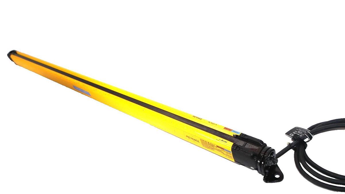 Used Keyence Light Curtain Receiver GL-R22L-R GLR22LR 24V 75mA