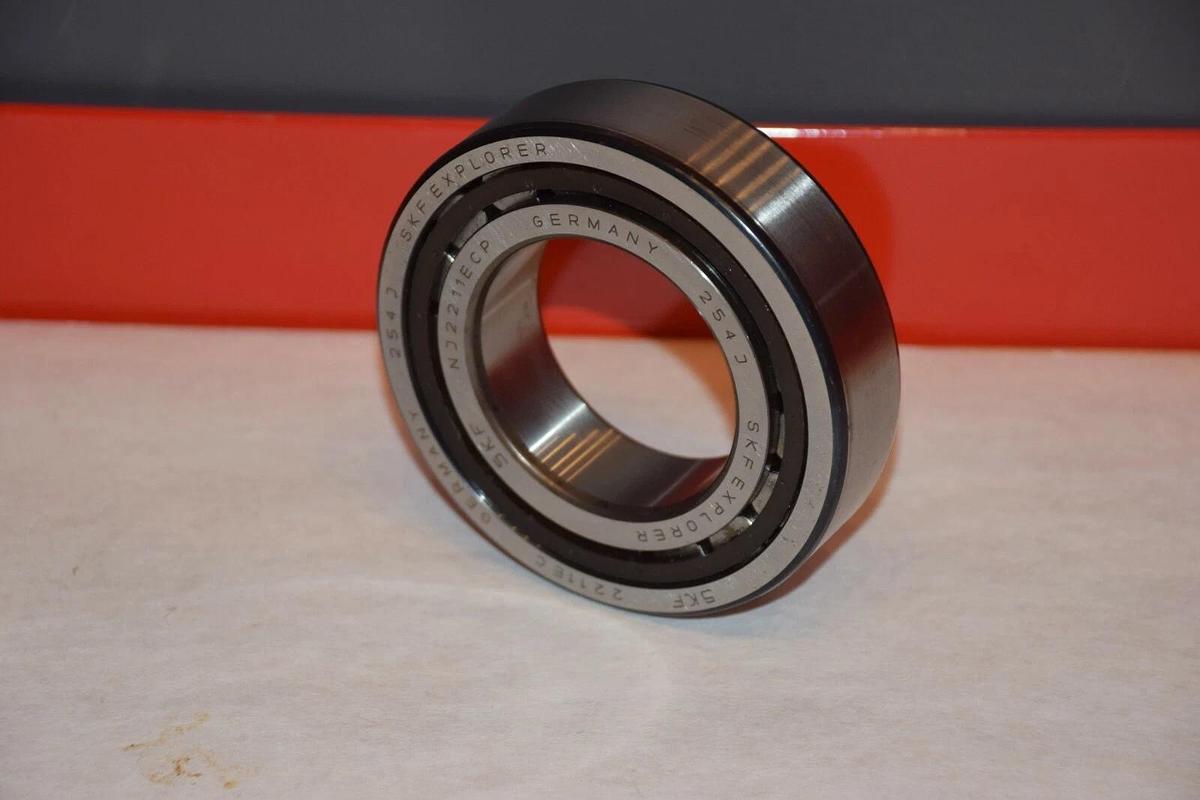 NEW SKF 2211EC EXPLORER CYLINDRICAL BALL BEARING