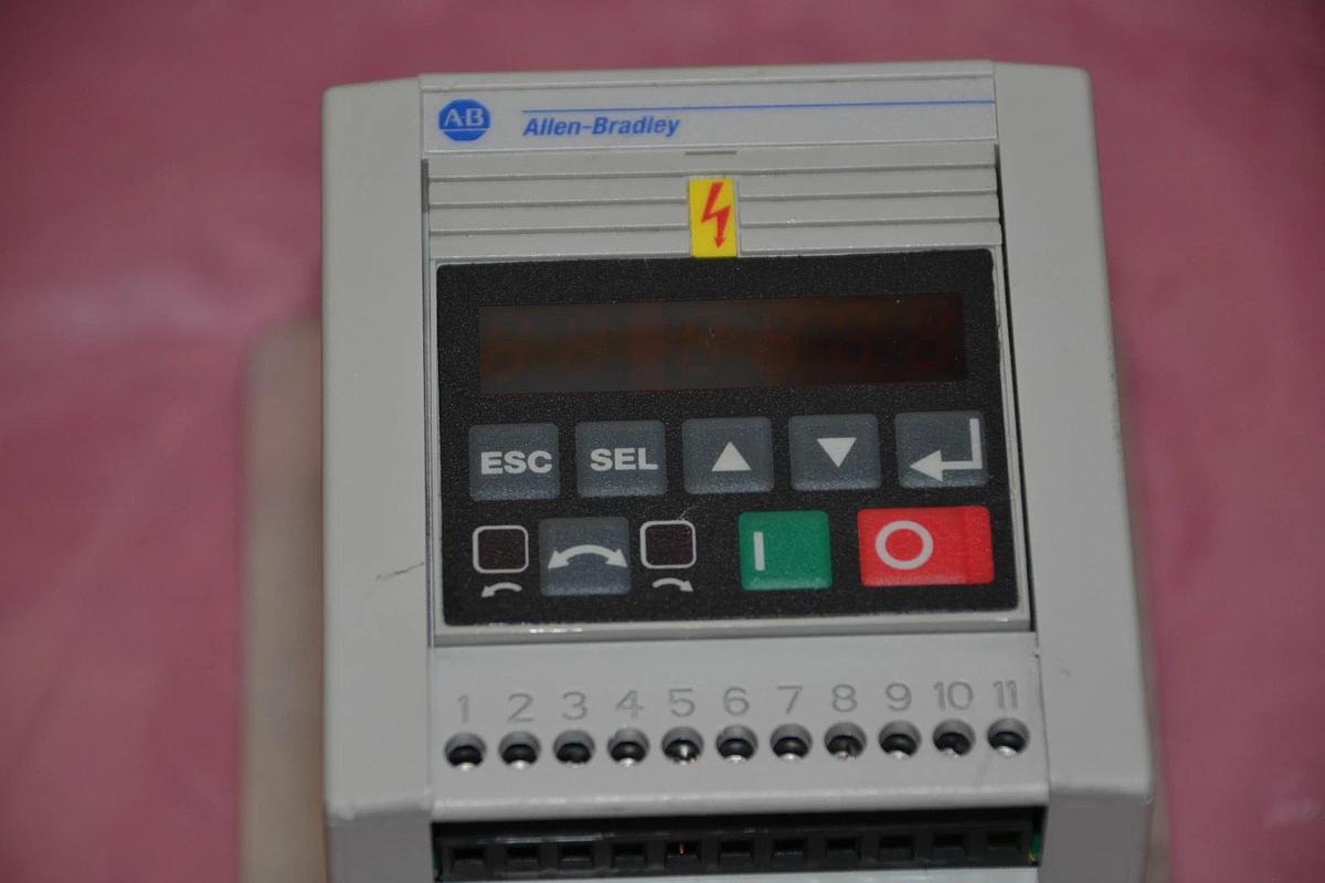 Used ALLEN BRADLEY ANALOG 160-BA04PSF1 160 BA04PSF1 160BA04PSF1 SER. C 460 V 460V