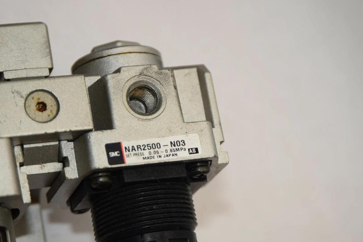 SMC NAFM3000-N03D Filter housing With NAR2500-N03 Pneumatic regulater