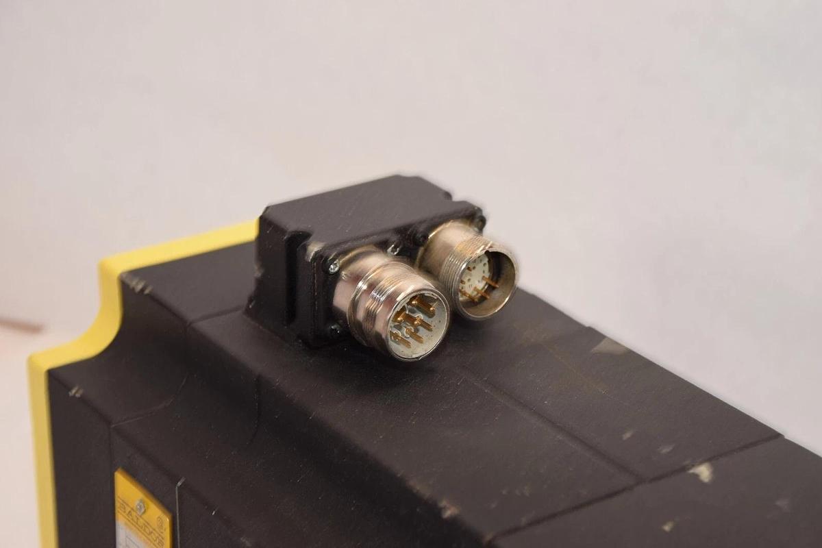 Used Baldor Brushless Servo Motor BSM100C-2250DAP S4P177W105 W0503107247 10nm 1.28kw