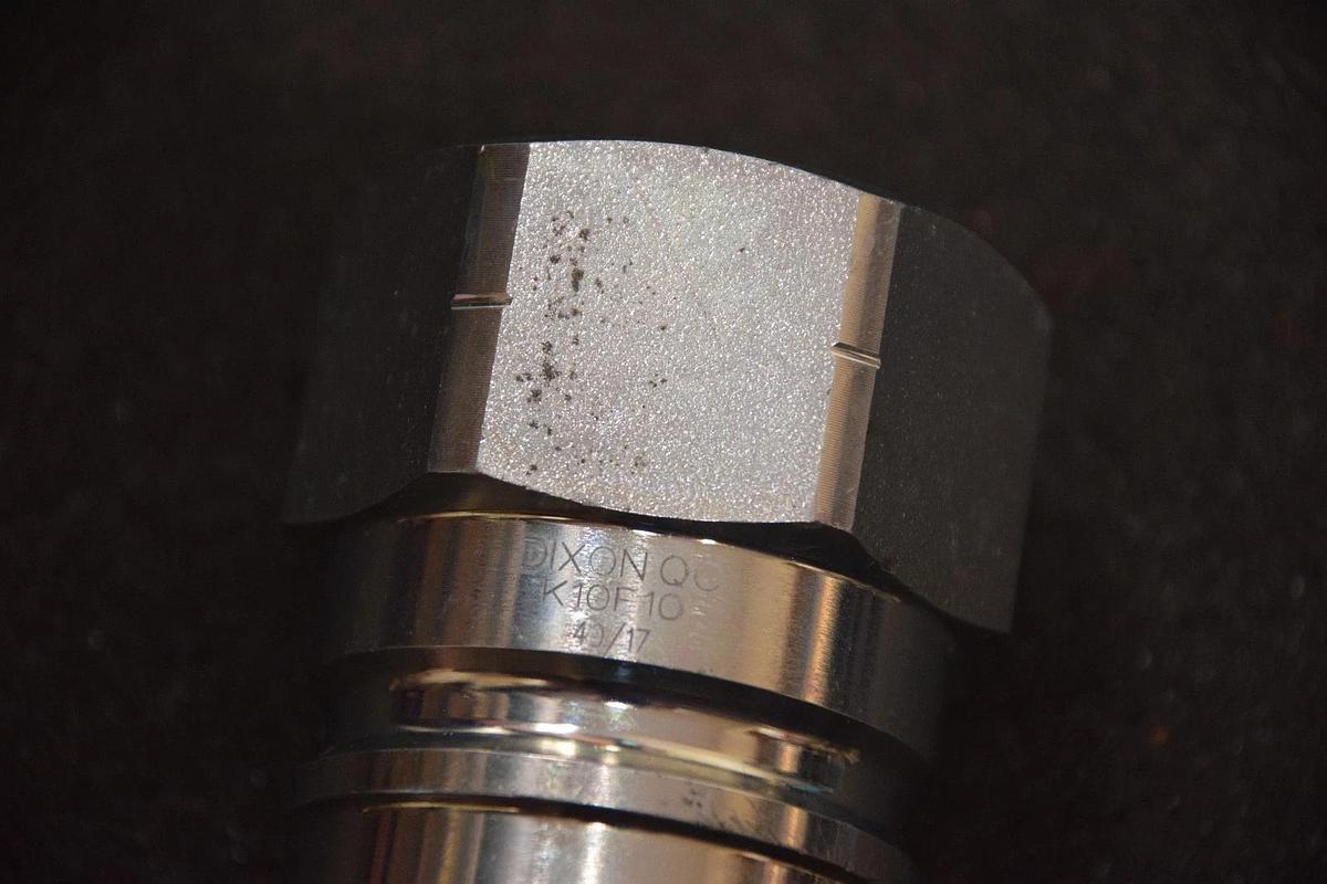 Dixon Male Coupling K10F10 K-Series 1-1/4" DQC ISO-A 5600 Female 1-1/4" NPTF New