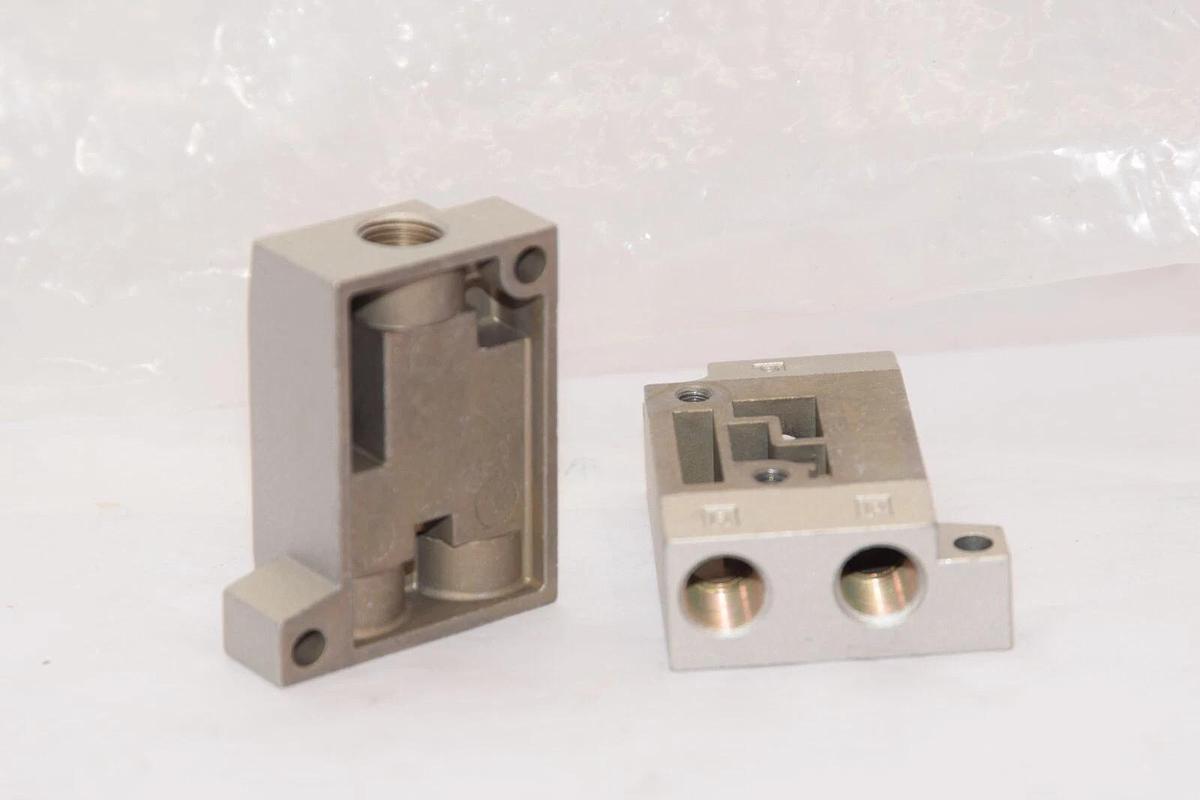 (NEW - Lot of 2) SMC VEXB-2-2BP VEXB22BP Sub Plate