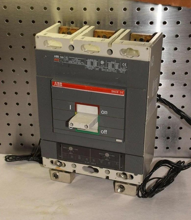 ABB S6N SACE S6 S6N800TX0-2AV8 Breaker AA00561395 122160041-001 400vac NEW