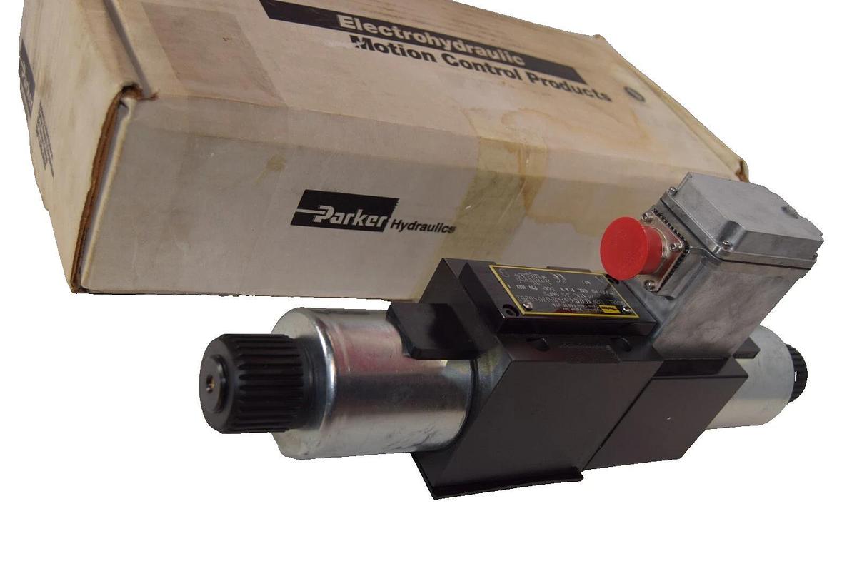 PARKER D3F D3FXE01SCVBJ0030X6262 24vdc 3.5a Prop Directional Control Valve NEW