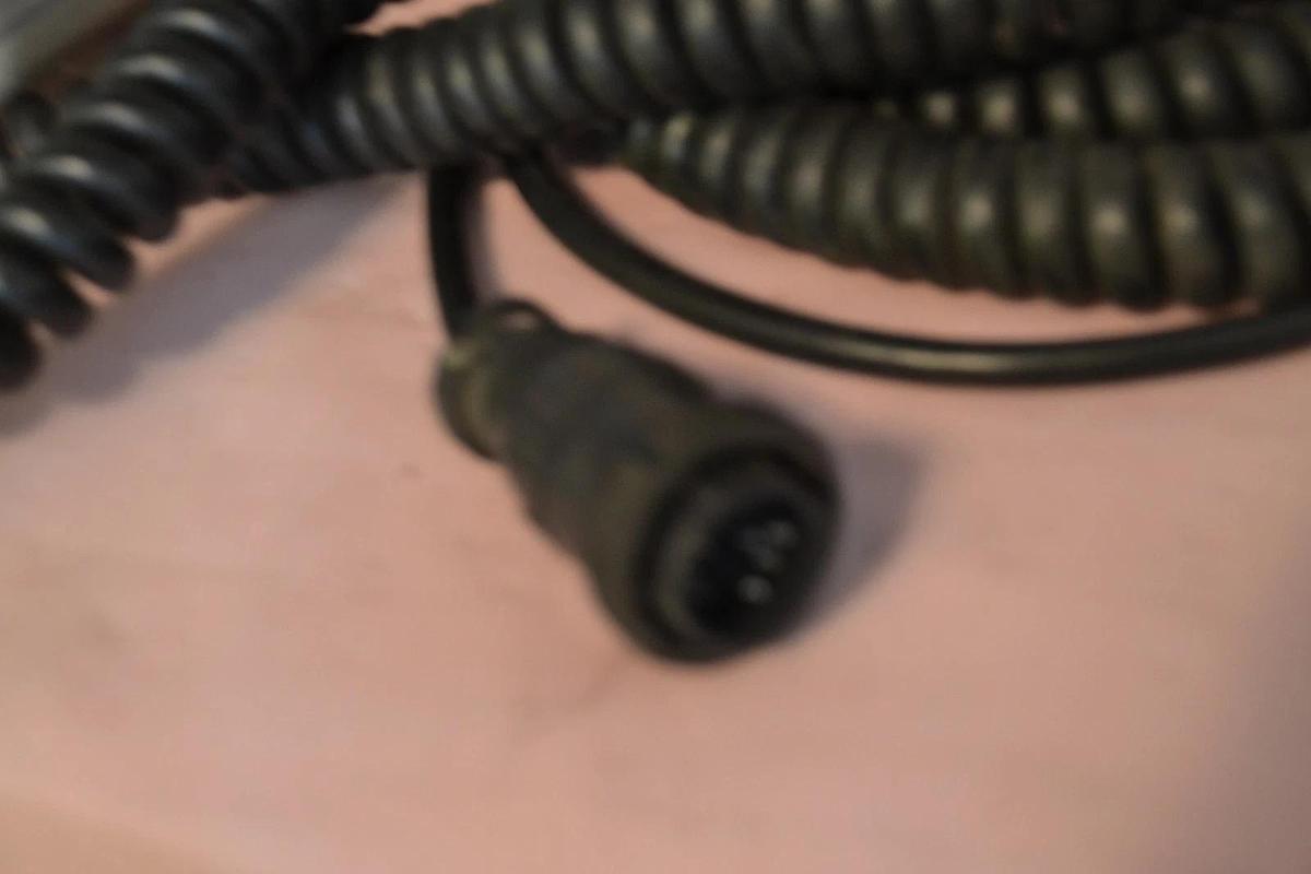 Used ADEPT TECHNOLOGY MODEL 100 TEACH PENDANT CONTROL CONTROLLER