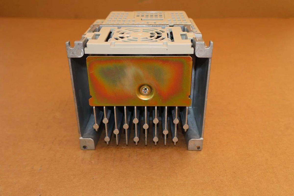 OMRON SYSDRIVE 3G3JV Inverter 3G3JV-A4037-A 3G3JVA4037A 6.5kva 3ph 460v (NEW)