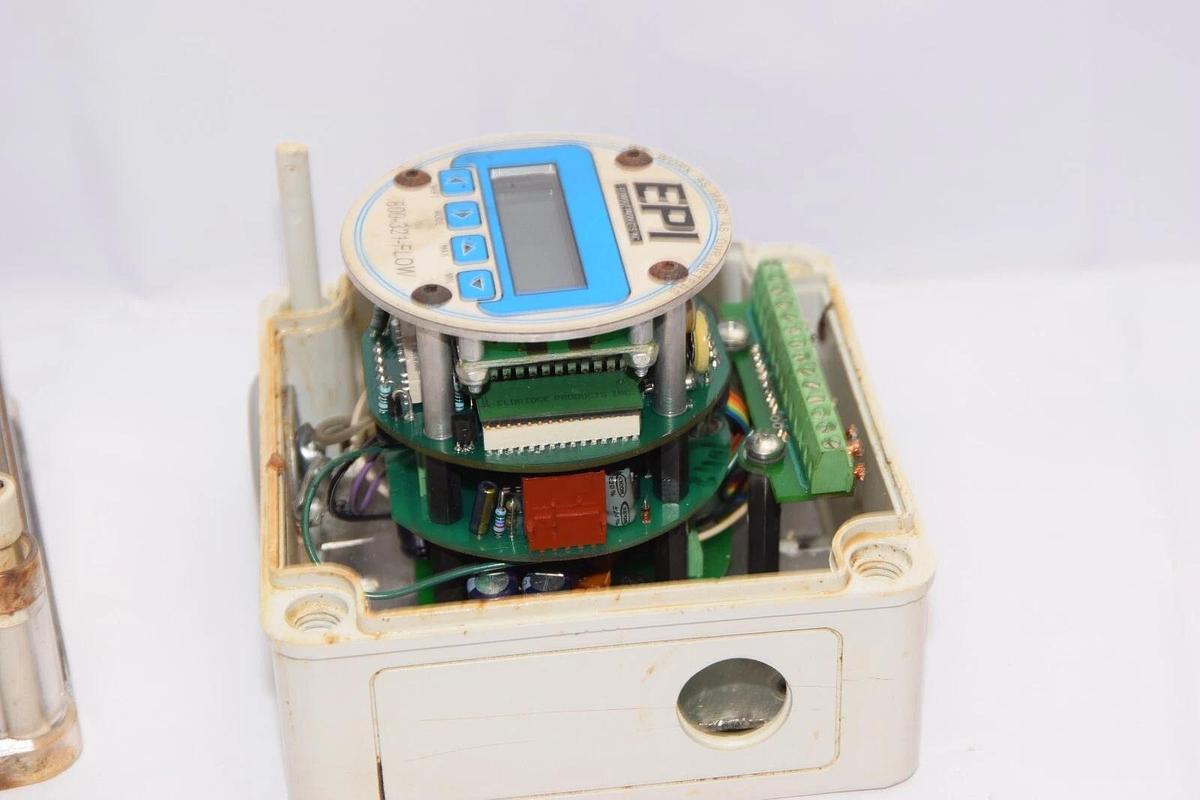 Used EPI 8116MPNH-SSS-133-AC115-NAT Master-Touch Series 8000MP/NH Gas Mass Flowmeter