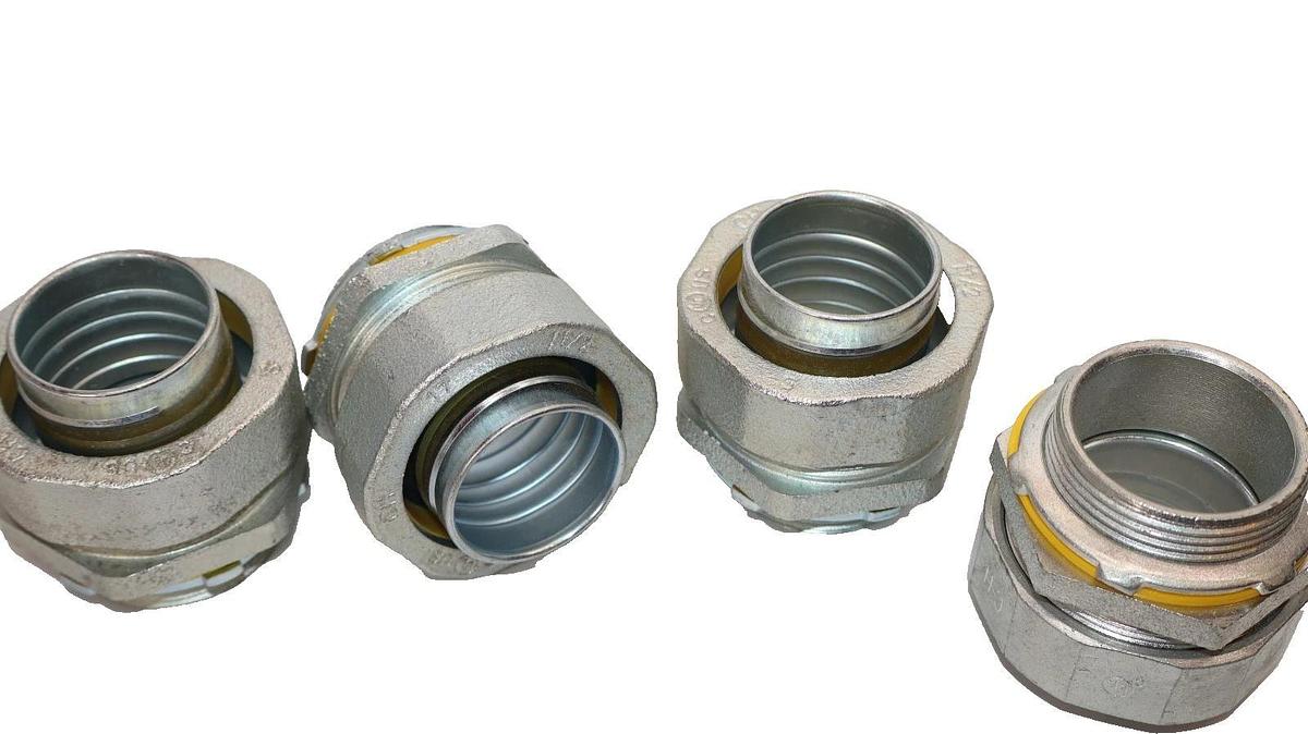 Crouse Hinds Liquidtight Straight Malleable Throat LT150 1-1/2" (New - Lot of 4)