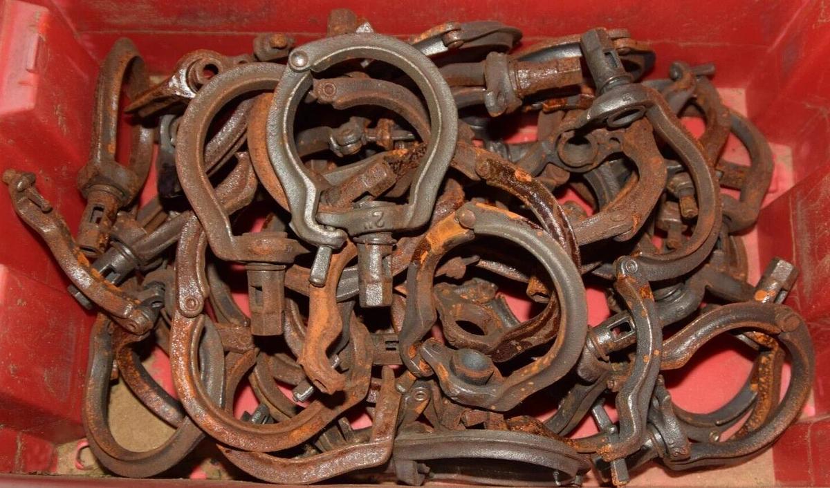 (NEW - Lot of 43) ANVIL 0500011564 Adj. Split Swivel Ring 2" Pipe 3/8" Rod