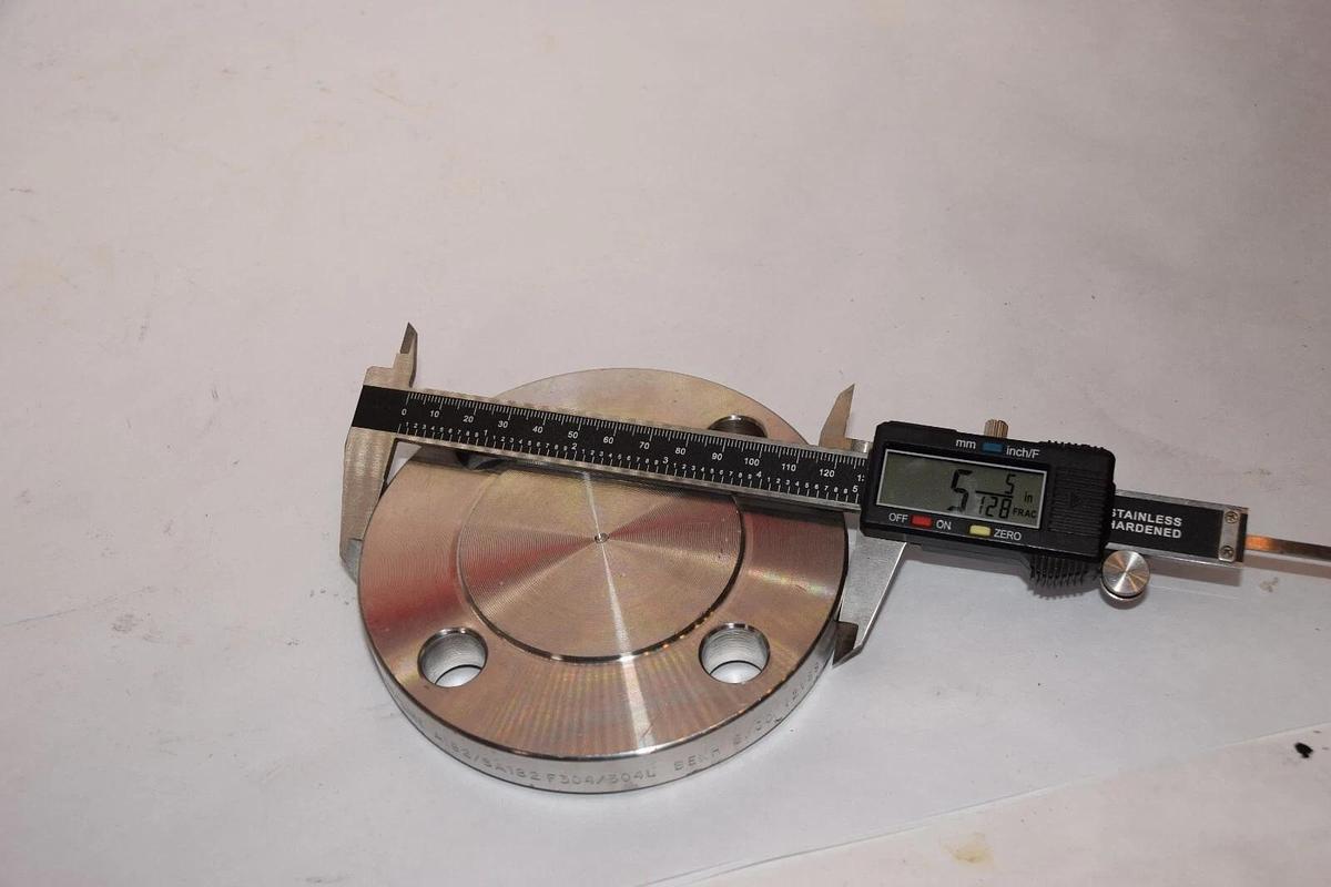 Used TUBE-LINE A182/SA182 F304/304L 1-1/2" Stainless Steel Sanitary Flange