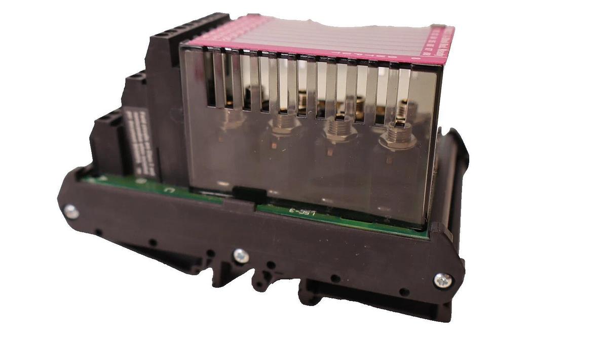 Used FOXBORO INVENSYS 0-20mA Red. Ready 8 Output Module FBM237  P0917QZ 0A RY0834