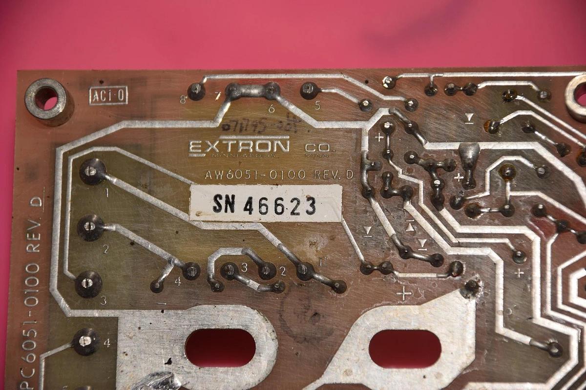 EXTRON 6051-0100 AW6051-0100 PC6051-0100 PD6058-0100 REV D TRANSMITTER NEW