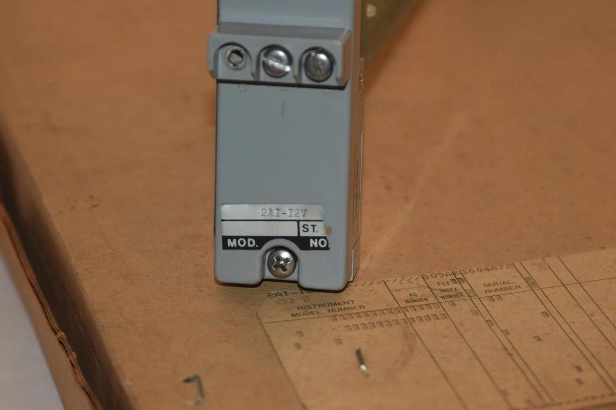 Refurbished FOXBORO 2AI-I2V 2AII2V 4-20Ma Converter Current Voltage