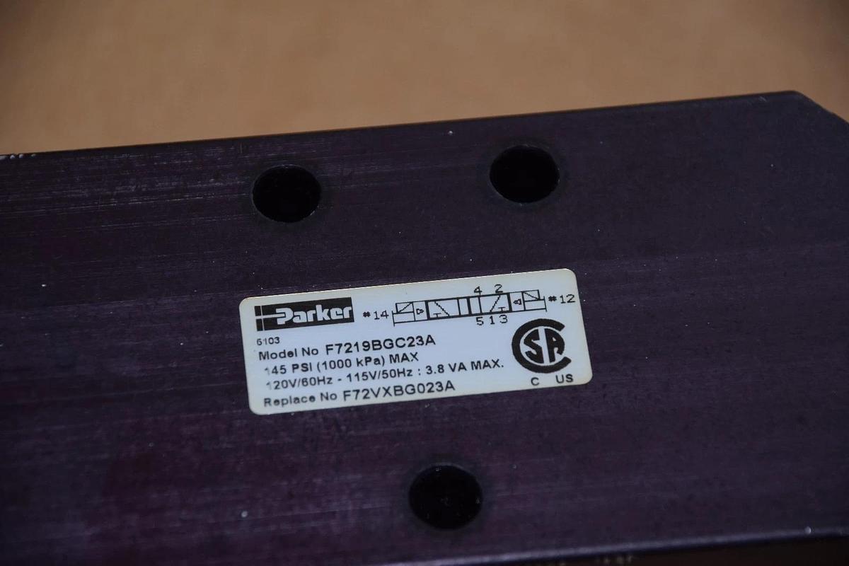 Used PARKER F7219BGC23A 145PSI 120V 50Hz HYDRAULIC VALVE