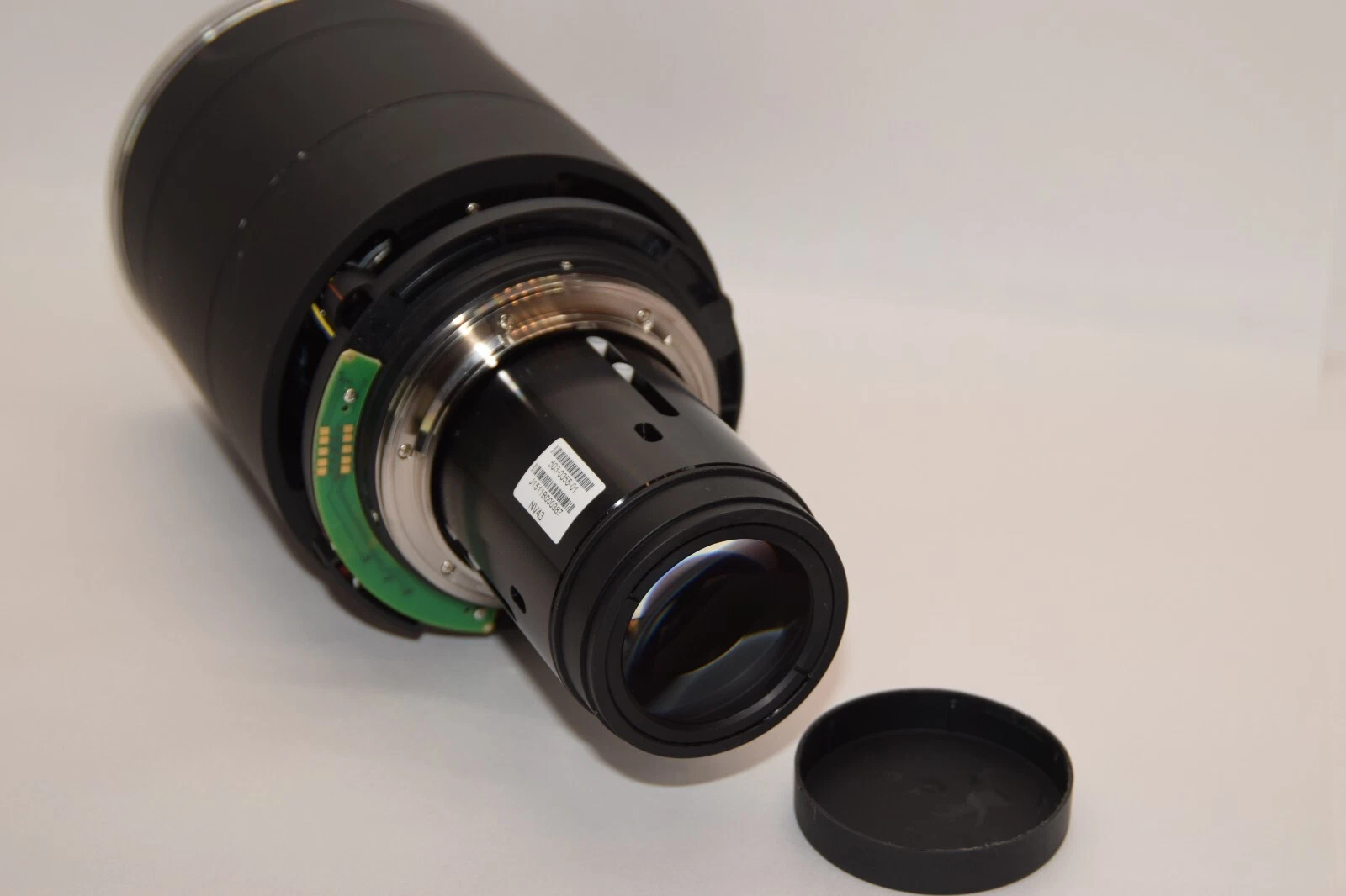 Used BARCO NV43 F2.4-2.7 (F2.4-6.0) F=24.0-34.0mm Wide Zoom Projector Lens NV 43