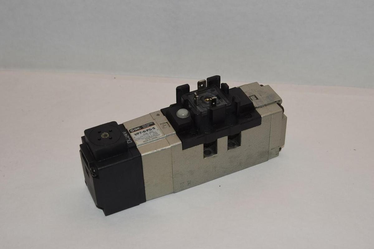 Used SMC VP7-6-FG-S VP76FGS 24VDC SOLENOID VALVE