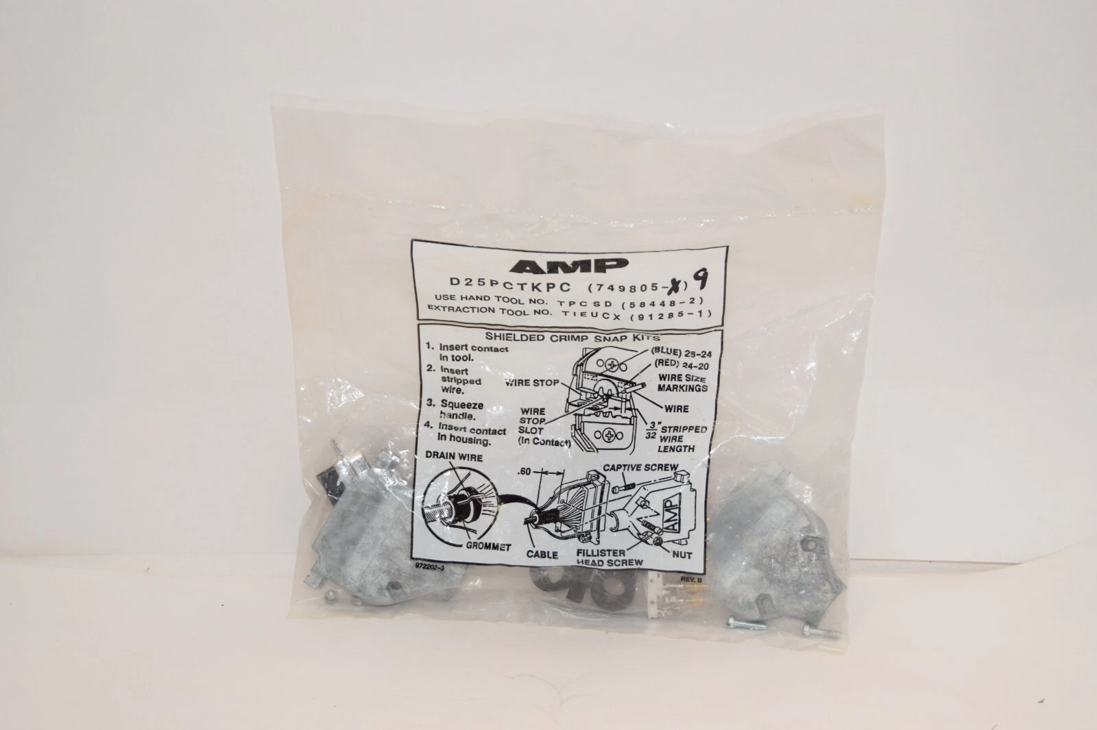 (NEW) AMP D25PCTKPC 749805-9 Connector Kit