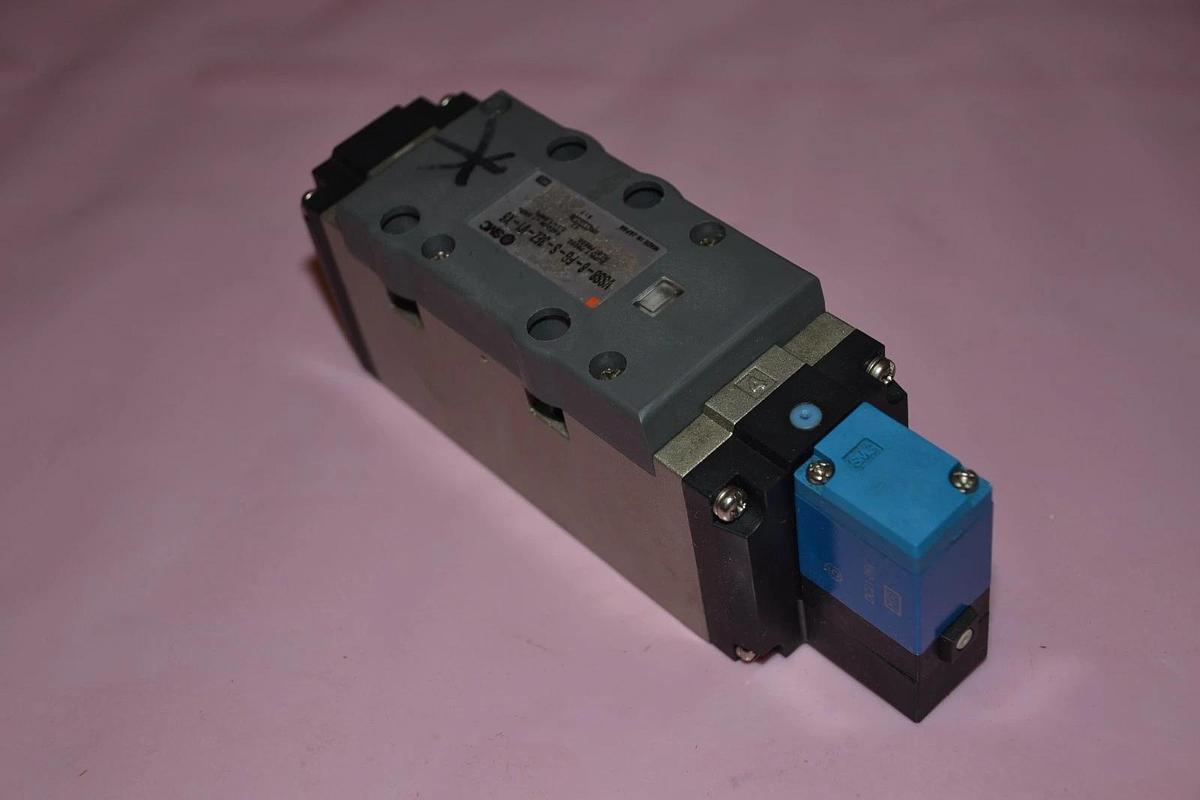 Used SMC VSS8-8-FG-S-3EZ-V1-X6 VSS88FGS3EZV1X6 VALVE