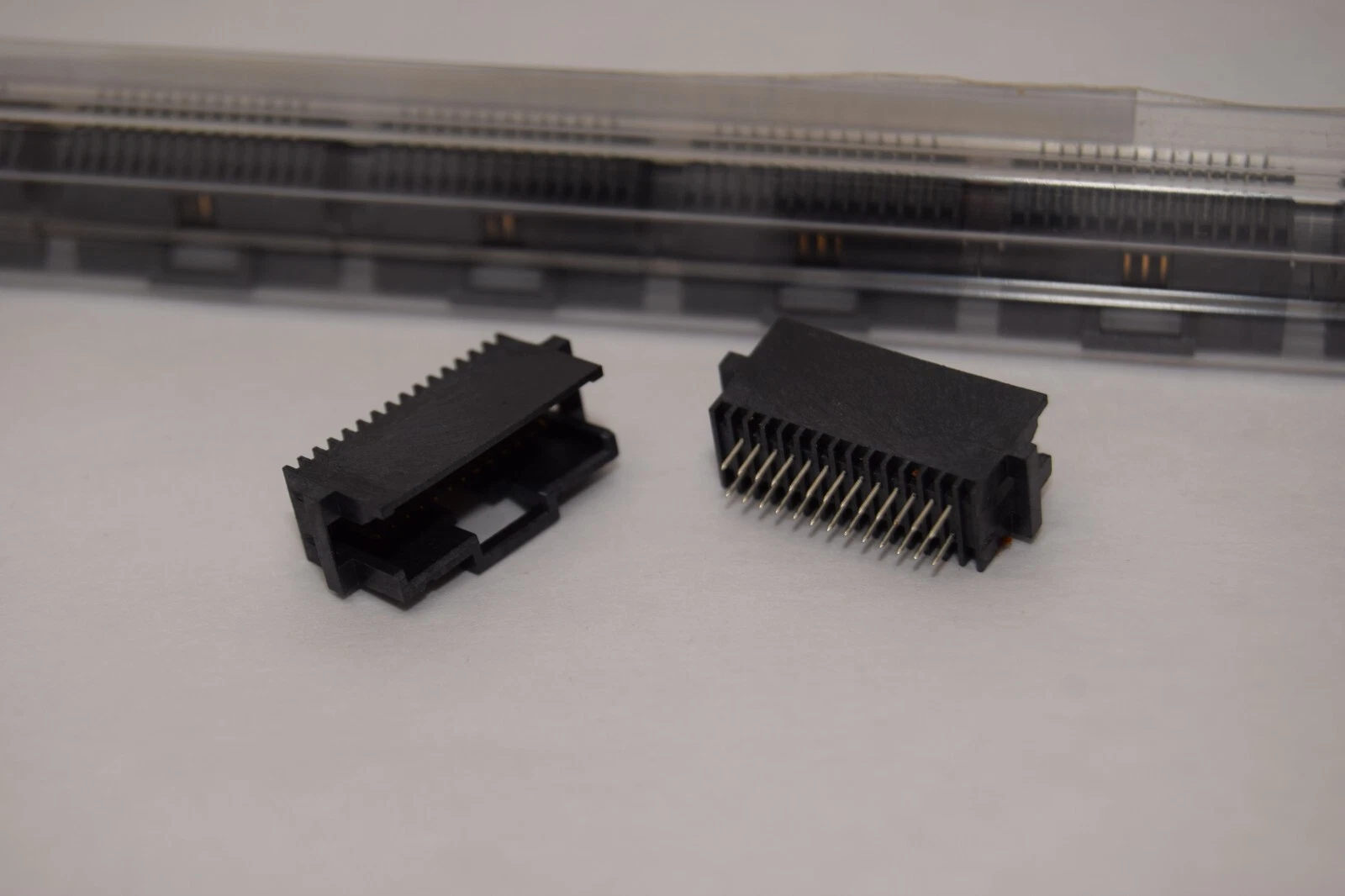 (Lot 8) TYCO 1253-0999 Header 2x13 26 Pin Vertical Shrouded Connector 1.27mm NEW