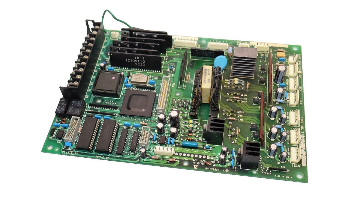 Used Yaskawa YPHT31020-1-0 , YPHT3102010 , Type JPAC-C36-02 TPB-D.V0 Circuit Board