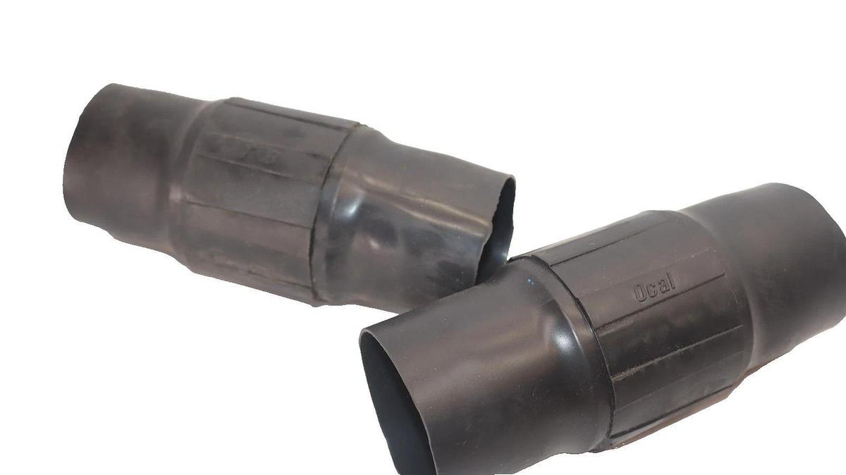 (2) THOMAS & BETTS T&B OCAL 1-1/2" PVC Coated Conduit Body Fitting Coupling NEW