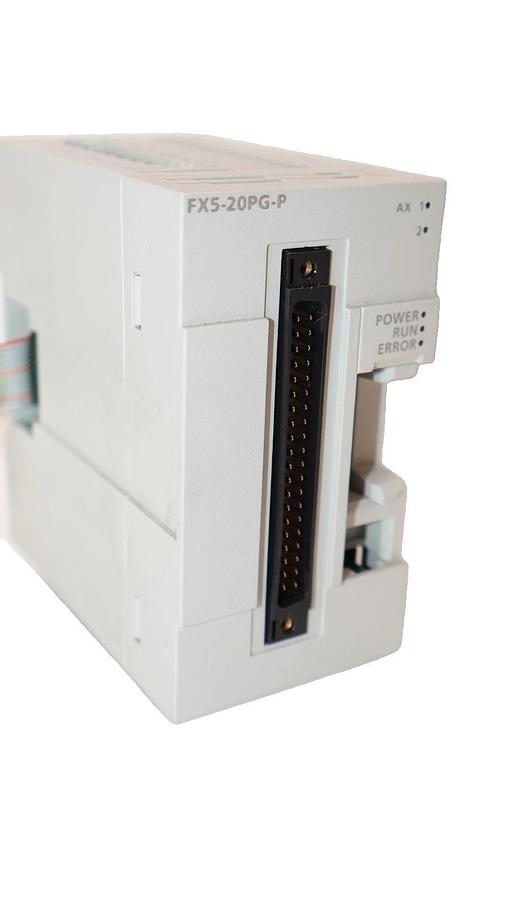 Used MITSUBISHI ELECTRIC FX5-20PG-P , FX520PGP 5/24Vdc 5mA Programmable Controller