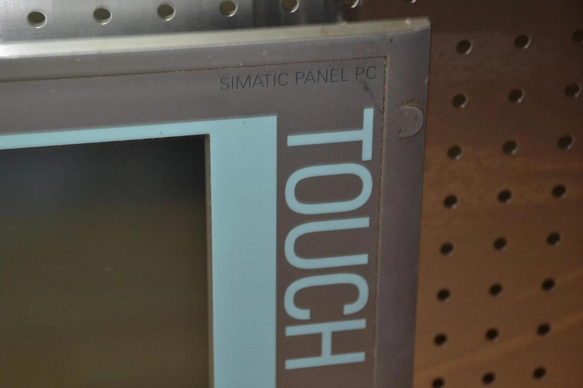 Used SIEMENS SIMATIC TOUCH PANEL 15T 15" Front U284.00.003.210  J515.112N06