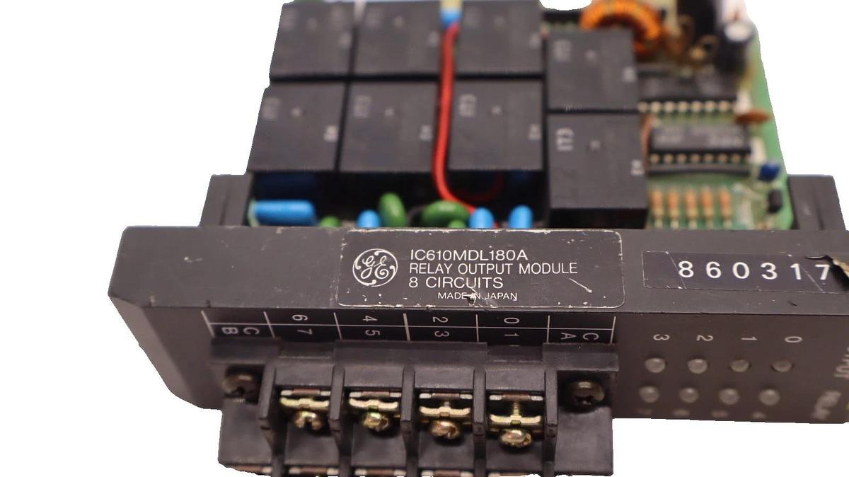 Used General Electric GE Output Module IC610MDL180A 8-Circuits Relay Output Module
