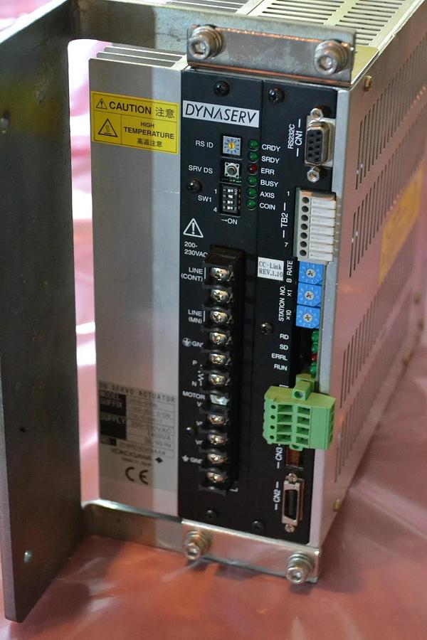 Used YOKOGAWA DYNASERV  DD SERVO ACTUATOR UR1E-070N UR1E 070N UR1E070N