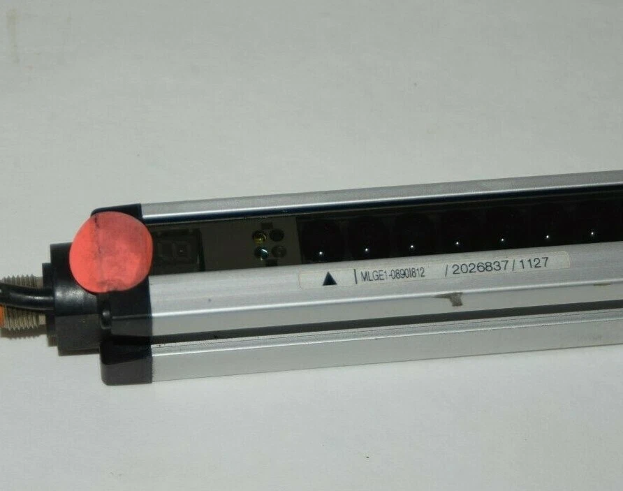 Used SICK Safety Light Curtain MLGE1-0890I812 MLGE10890I812 15-30V 8pin
