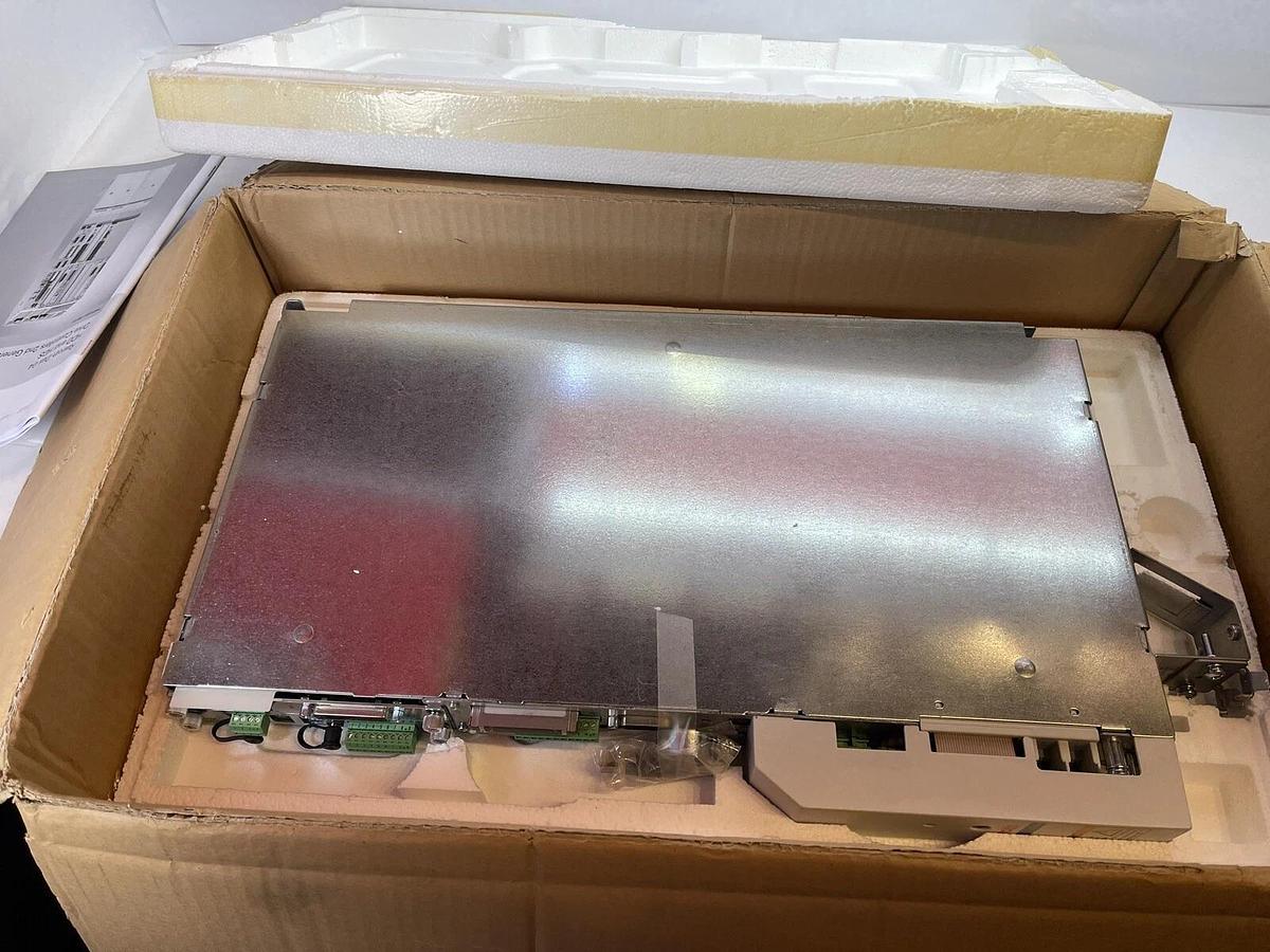 New Rexroth Bosch HDS02.2-W040N-HS45-01-FW Servo Drive, R911190035