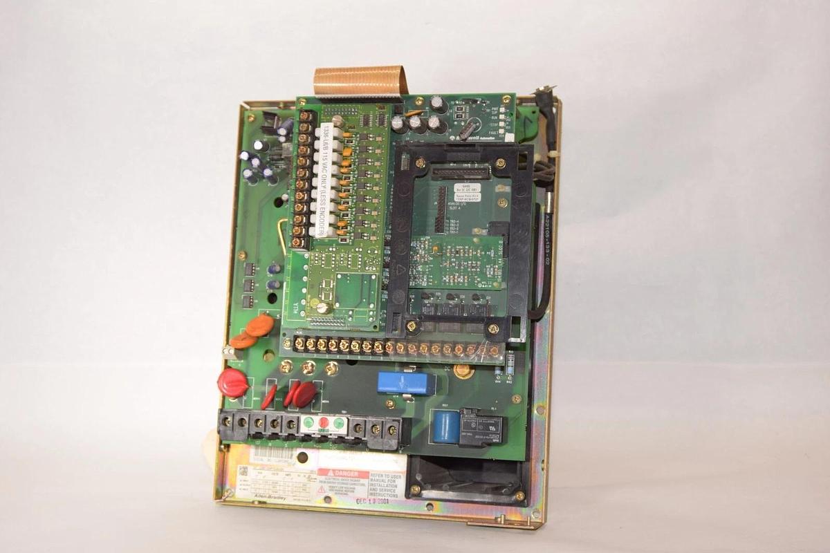 Used ALLEN BRADLEY 1336F-CWF10-AN-EN Series A 600Vac Internal Drive Only *No Case*