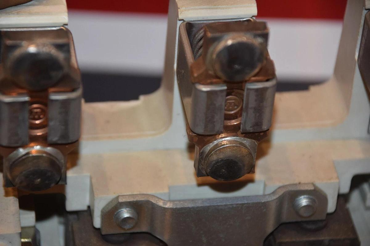 Used Westinghouse Contactor Size 5 A201KGC Sz5 Motor Starter Coil 120V (contacts 95%)