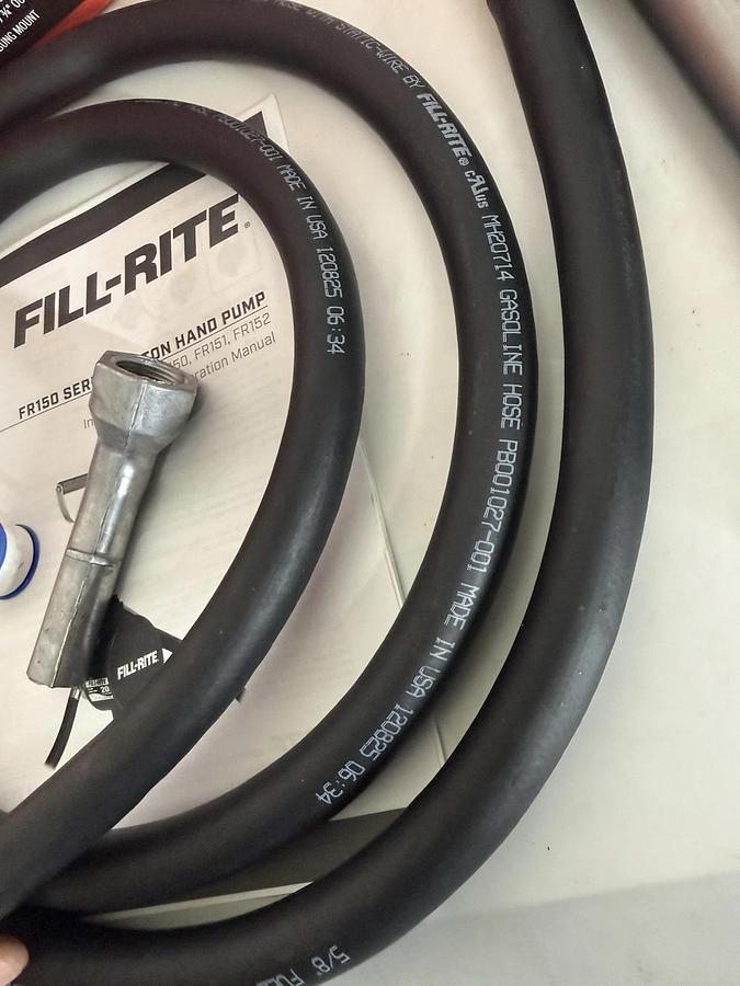 Fill-Rite FillRite 5200 Series Piston Hand Pump Hose & Nozzle FR152 20Gal (NEW)