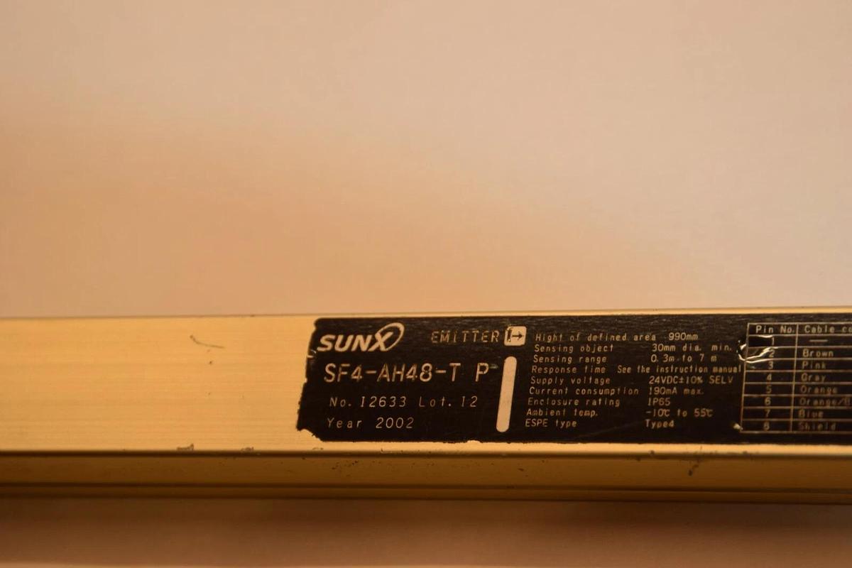 Used SUNX  SF4-AH48-T P Emitter Safety light curtain  Matsushita Electric PANSONIC