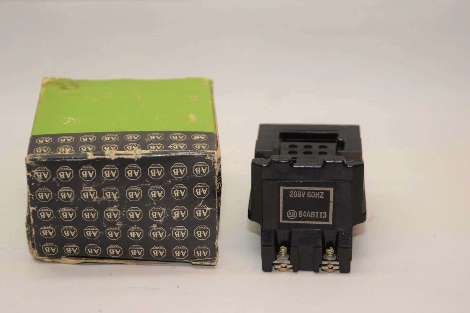(NEW) ALLEN BRADLEY 84AB113 208V 60Hz Replacement Coil