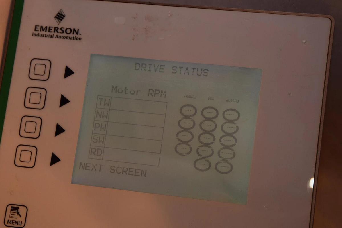 Used EMERSON  / RED LION G306MS00 6" Operator Interface USA *Read: Lines on Screen*