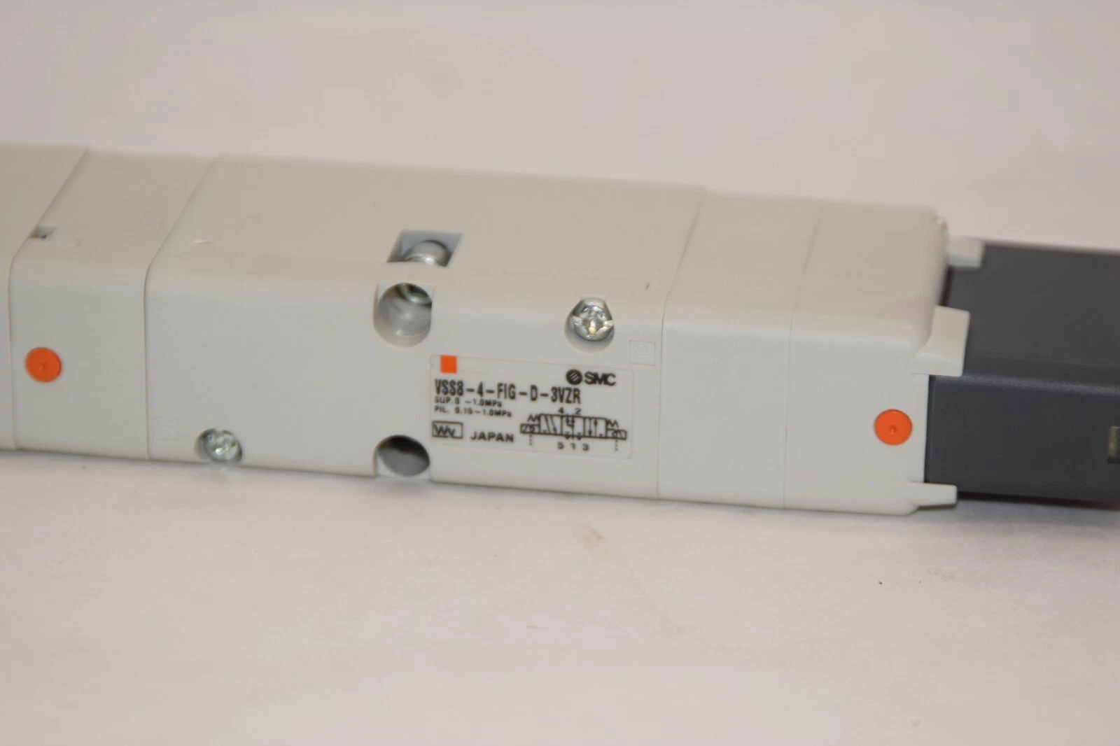 (NEW) SMC VSS8-4-FIG-D-3VZR 0-1.0MPa / 0.15-1.0MPa Solenoid Valve