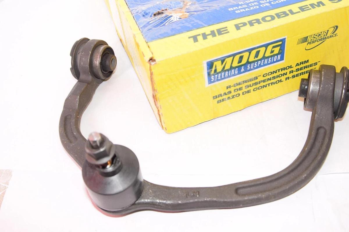 (NEW) MOOG RK80713 Front Upper Control Arm & Ball Joint For 03 Ford Expedition