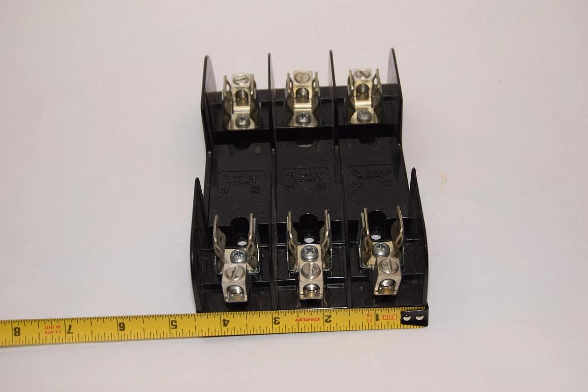 Used (Lot of 6) GOULD SHAWMUT 60308 600V 30A Fuse Holder