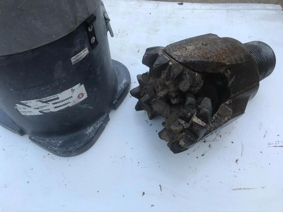 Used 12 1/4" Halliburton Tricone Drill Oilfield oil well drilling Bit QHC1RC 12-1/4"
