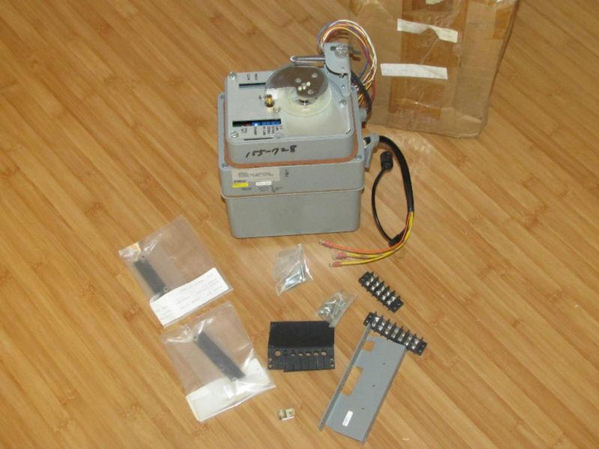 Used Bailey zt001 TC/RTD/MV RECEIVER 120VAC