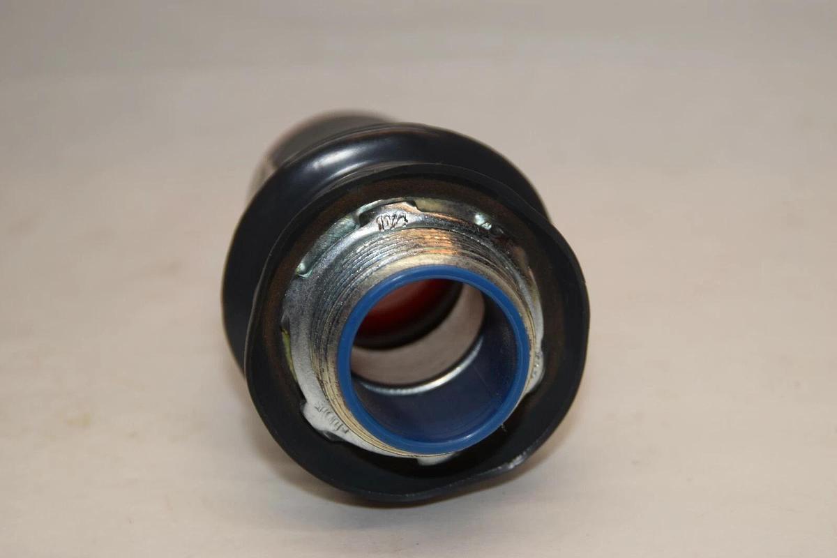 (NEW) PLASTI-BOND Red H2OT 1-1/4" Coated, Liquid Tight, Hub Fitting