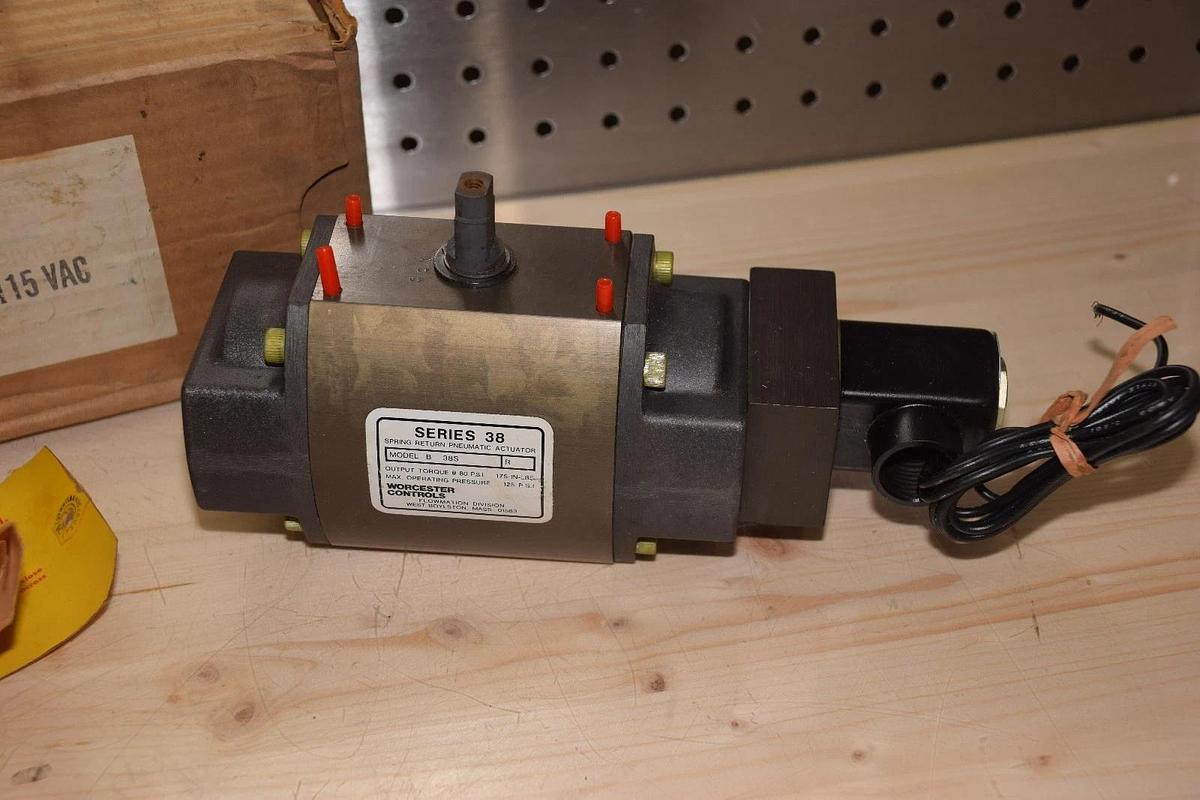 WORCHESTER CONTROLS SERIES 38 B B38SR SPRING RETURN PNEUMATIC ACTUATOR NEW