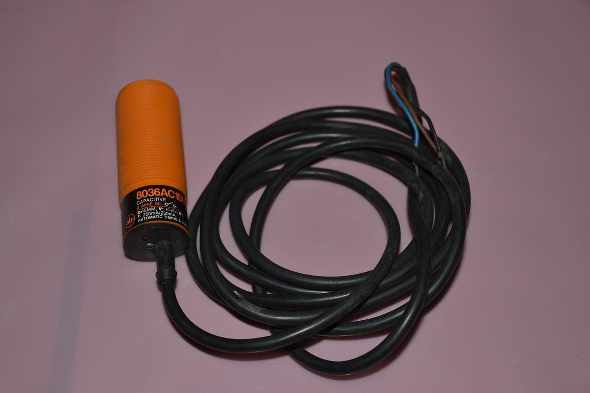 Used ATC 8036AC15NL3DAXX 8036A-C15NL3-DA-XX 3WIRE 15MM 10-55V PROXIMITY SWITCH