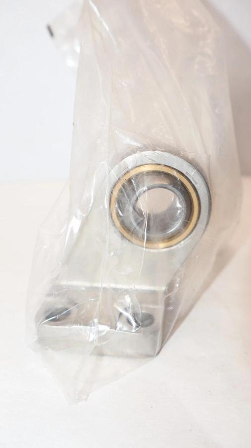 (NEW) FESTO LSNG-50 , LSNG50 , 031742 Clevis Foot Mount Bearing